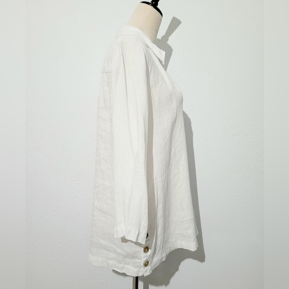 St. Tropez West Women’s 100% Linen White Tunic Top Size M 3/4 Sleeve Button Deta - Picture 4 of 10